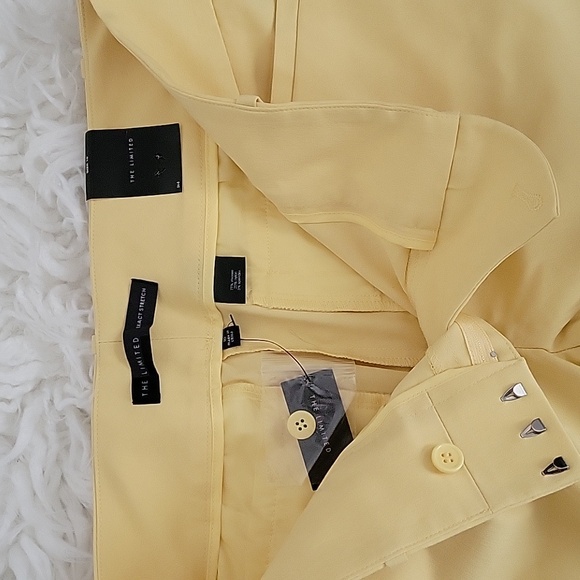 The Limted Exact Stretch Classic Flare Pants - Picture 5 of 12